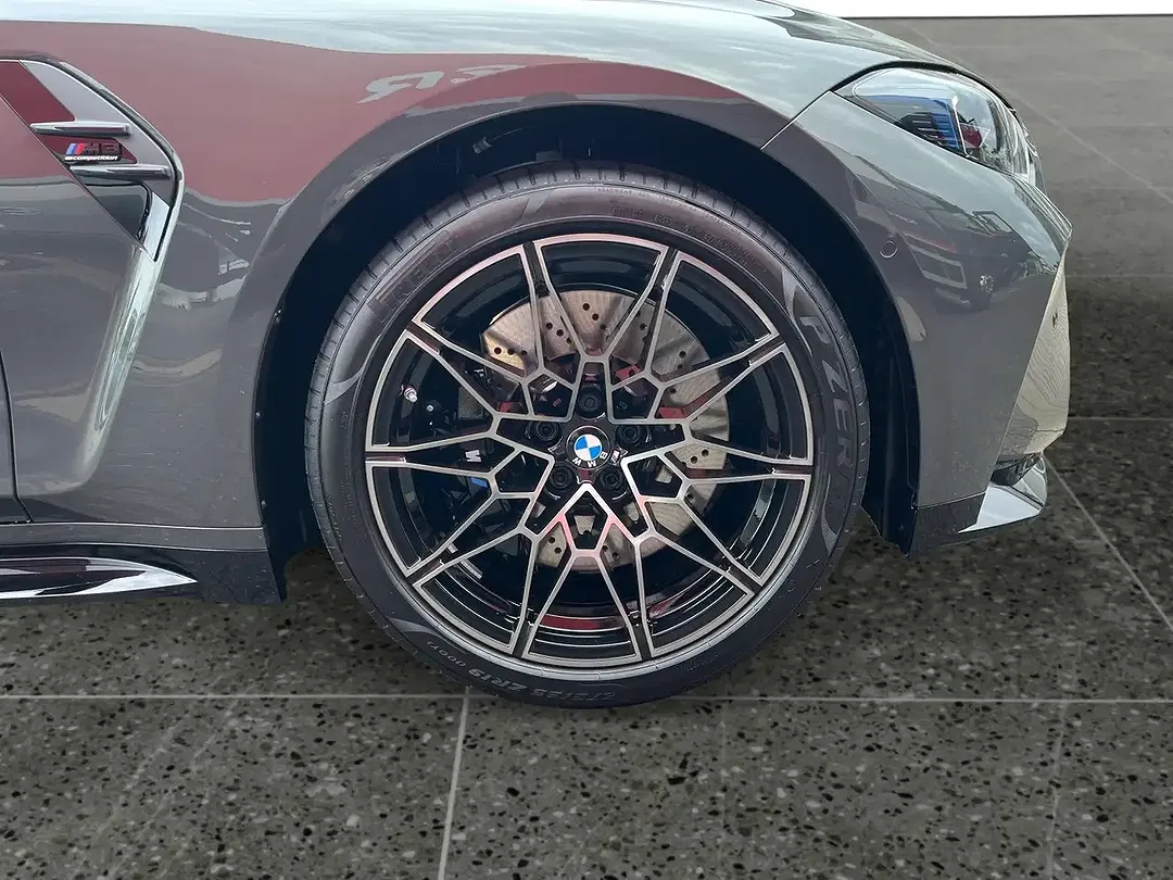 BMW M3 - Thumbnail 9