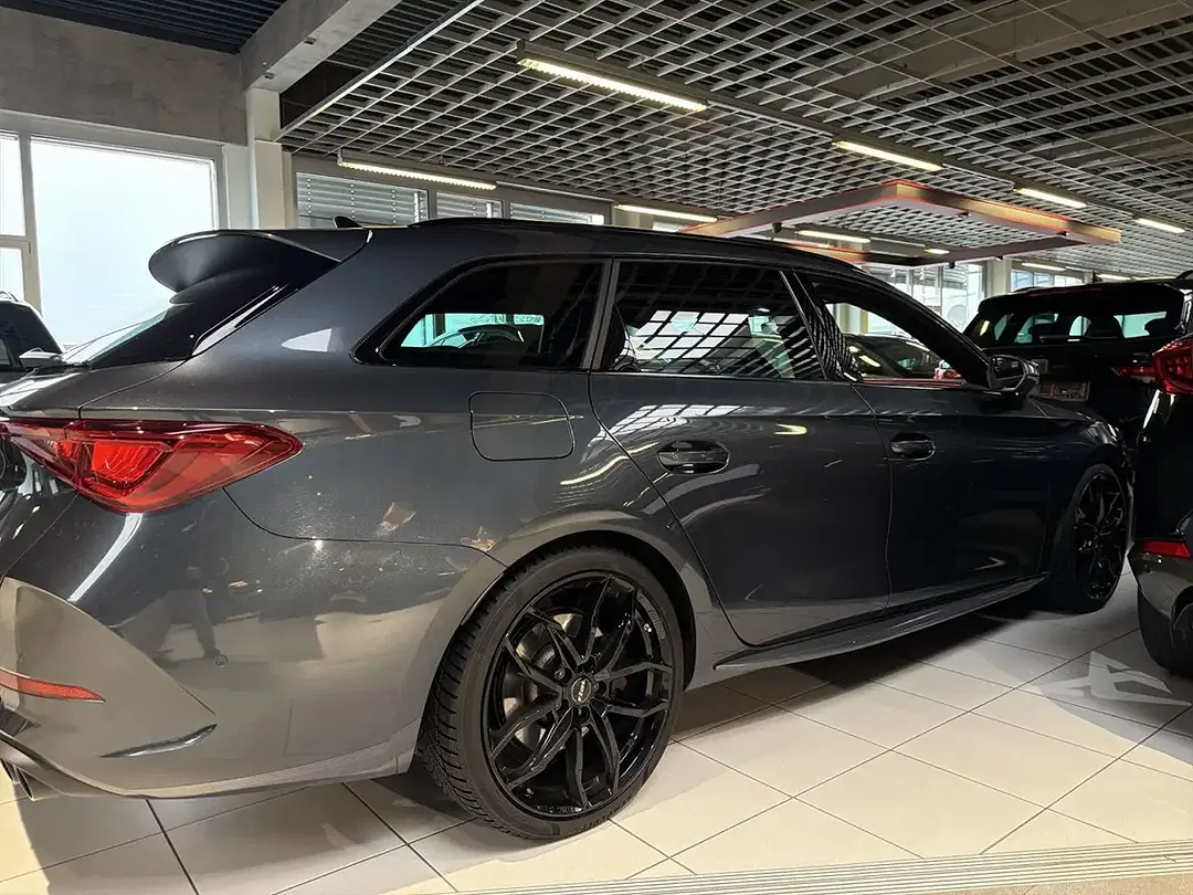 CUPRA Leon - Thumbnail 5
