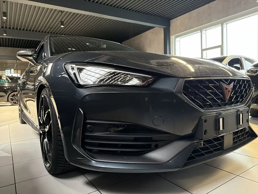 CUPRA Leon - Thumbnail 6