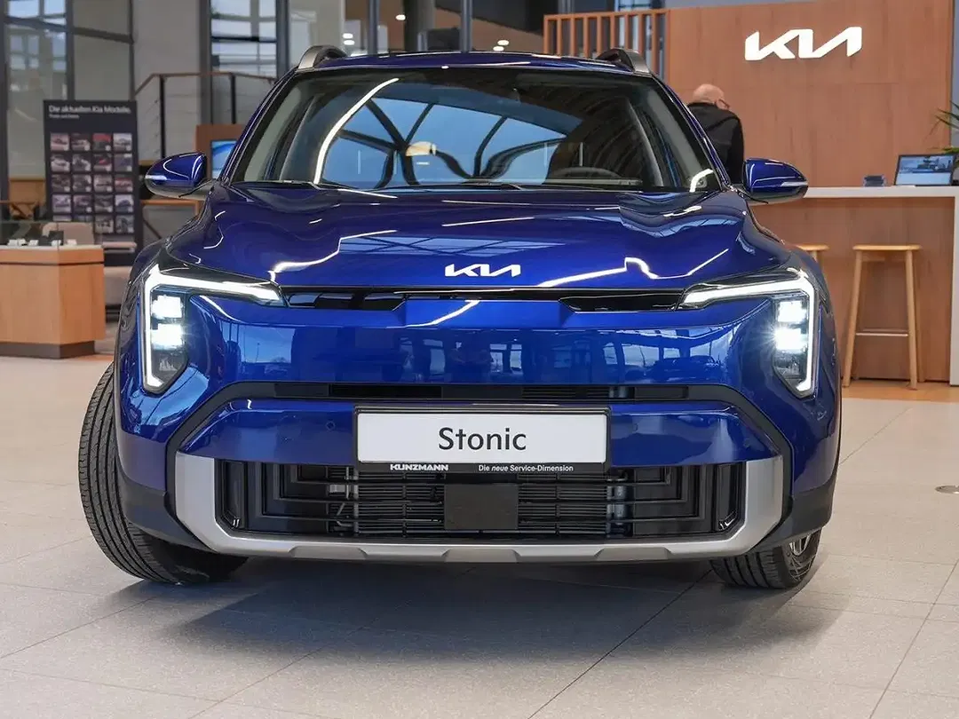 Kia Stonic - Thumbnail 2