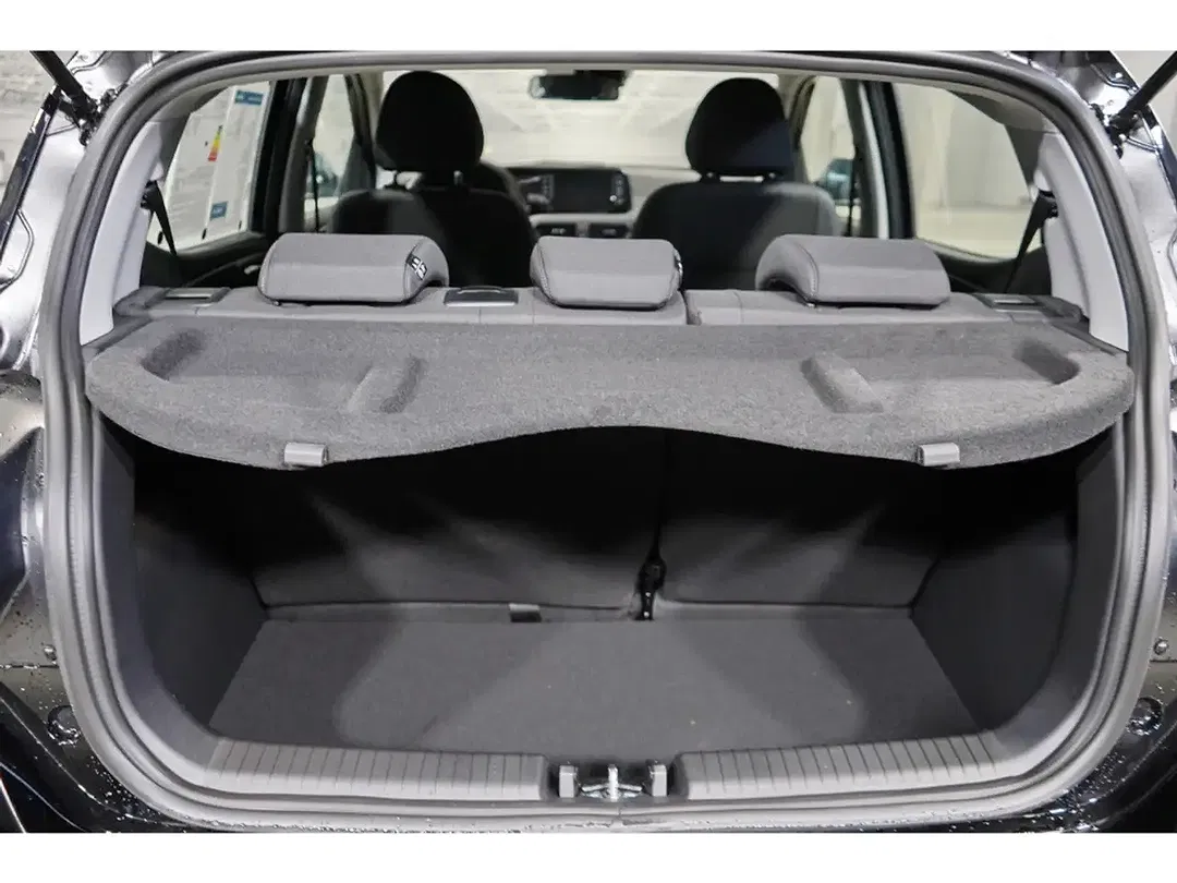Hyundai i10 - Thumbnail 11