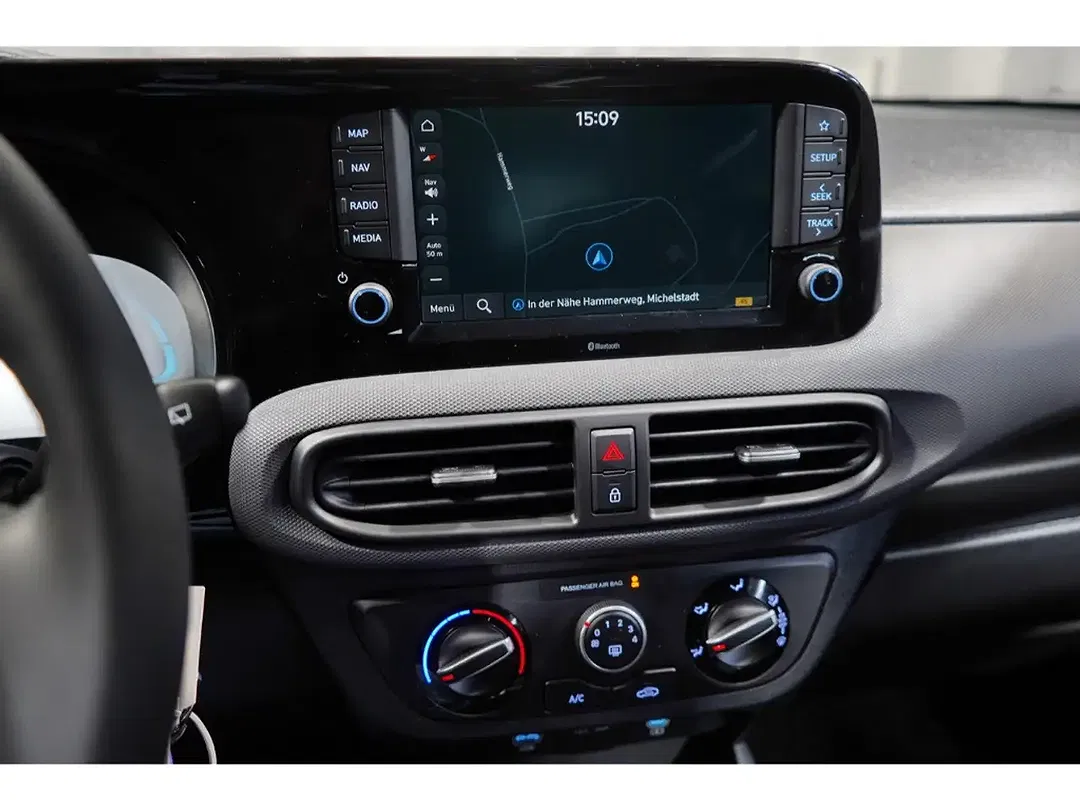 Hyundai i10 - Thumbnail 9
