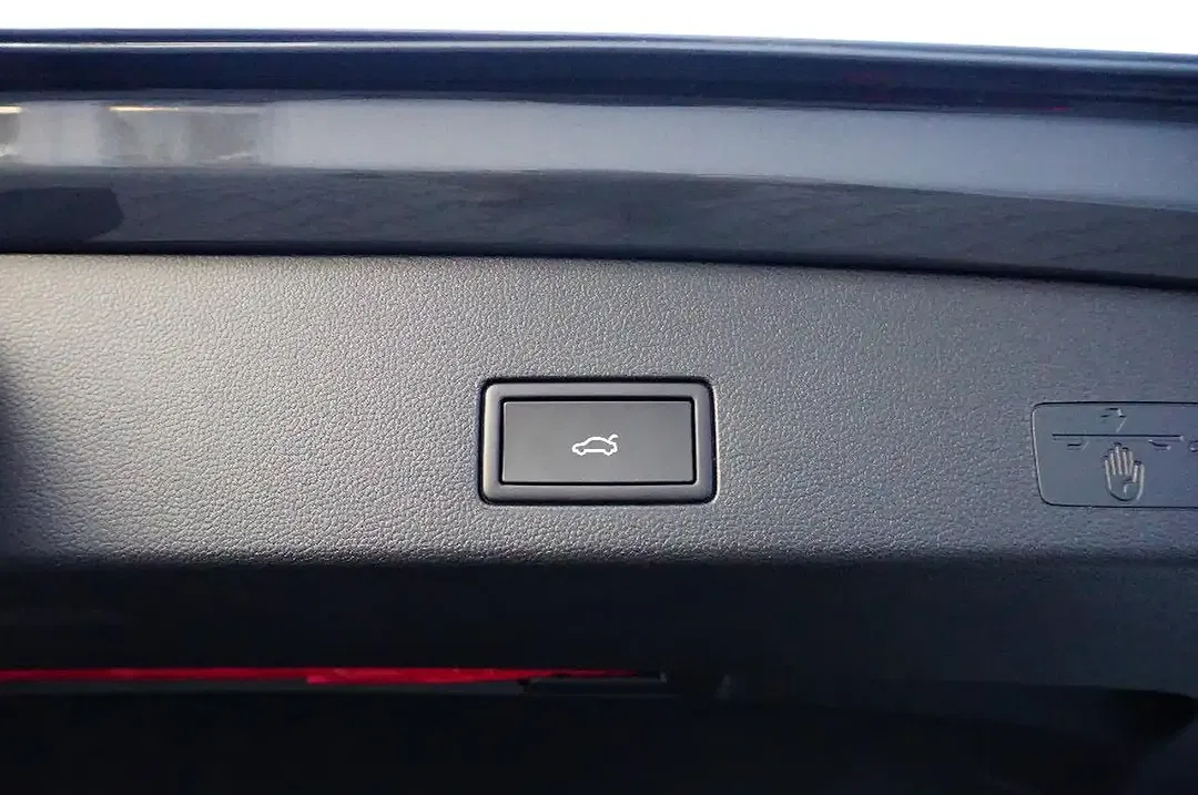 Volkswagen Golf Variant - Thumbnail 10
