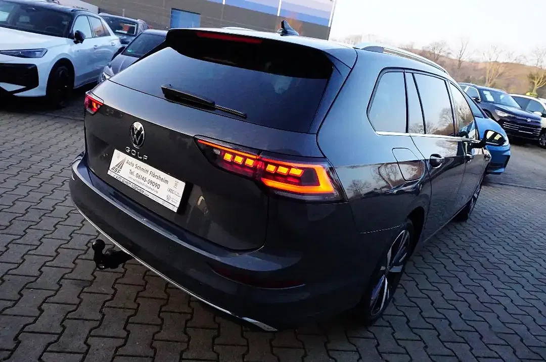 Volkswagen Golf Variant - Thumbnail 11