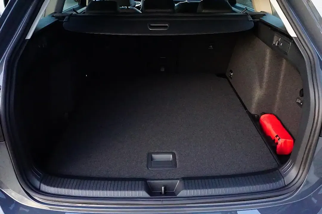 Volkswagen Golf Variant - Thumbnail 9