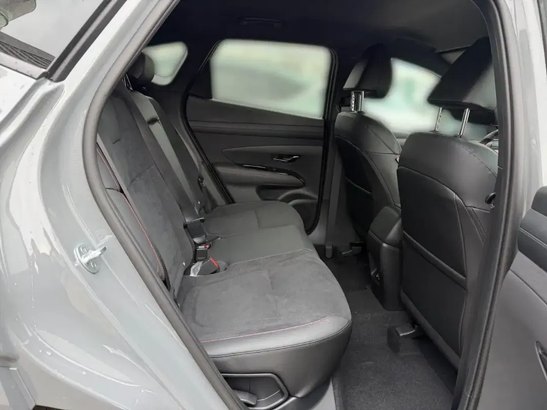 Hyundai TUCSON - Thumbnail 13