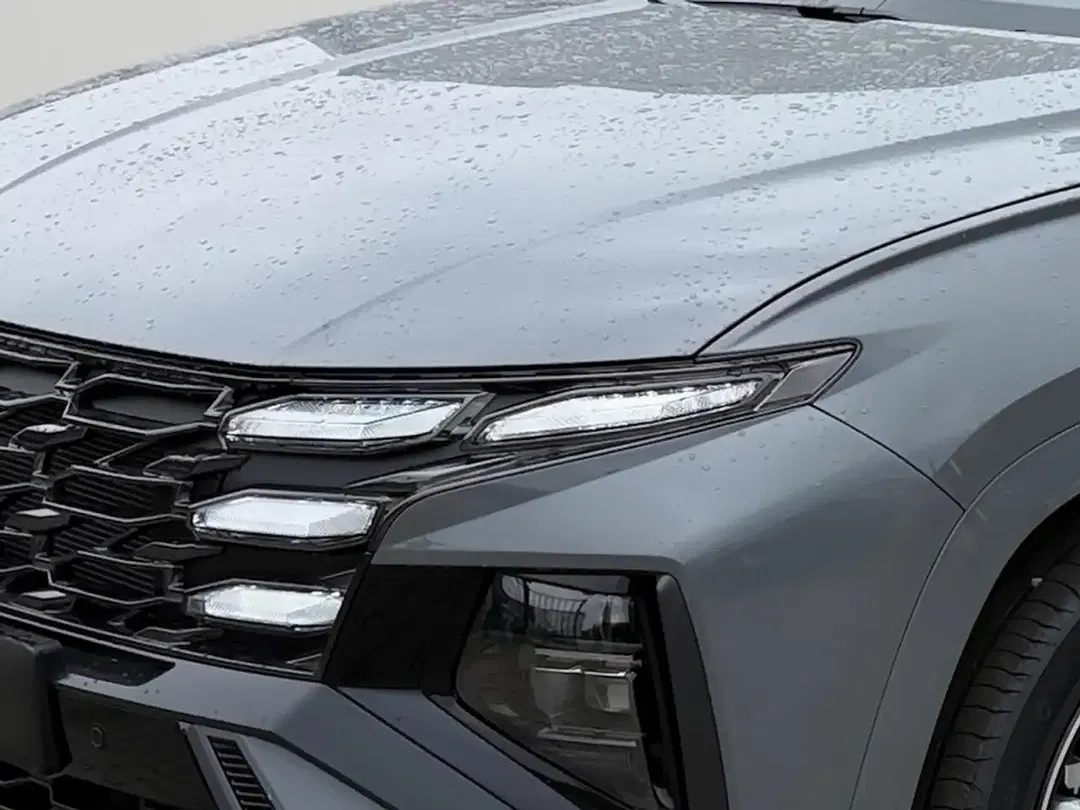 Hyundai TUCSON - Thumbnail 5
