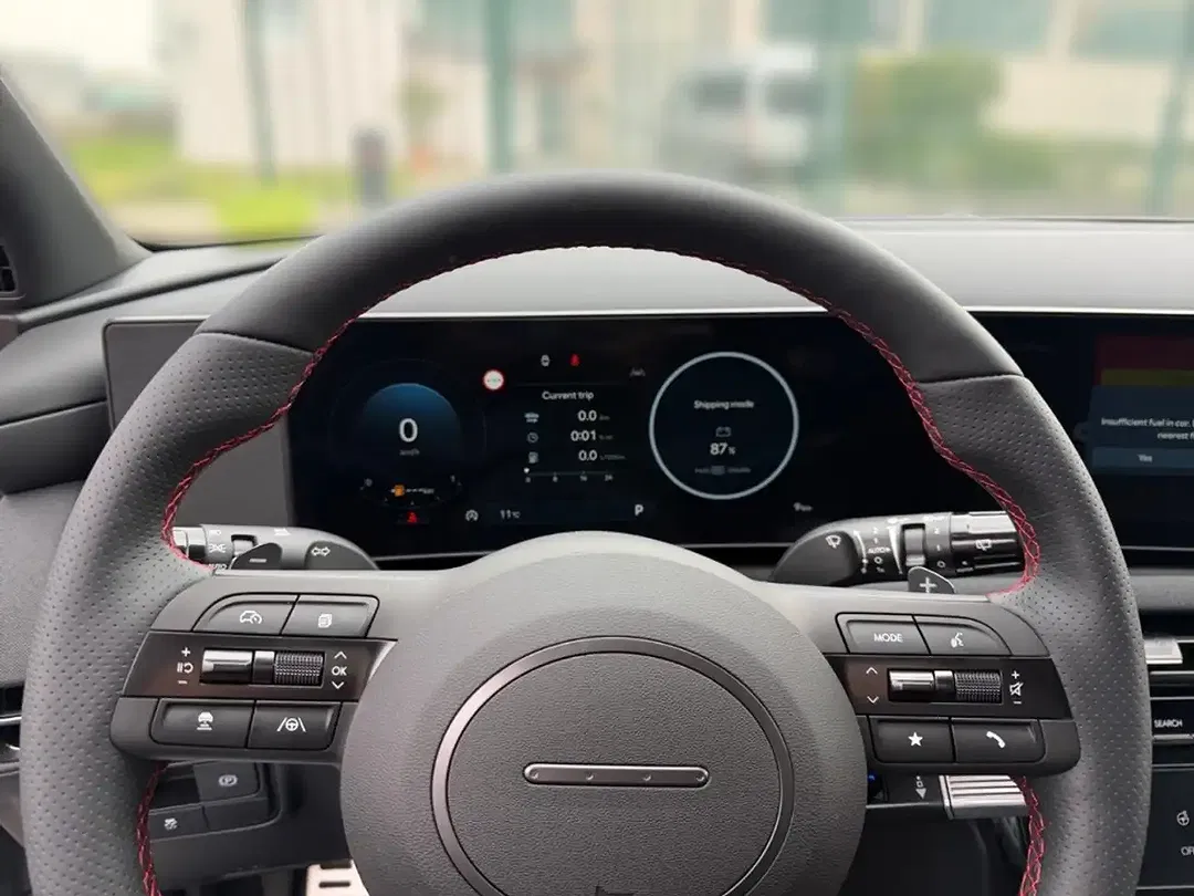 Hyundai TUCSON - Thumbnail 8