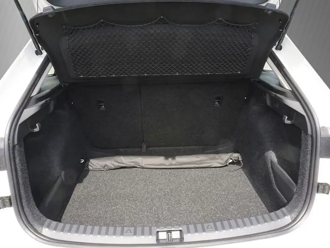 Skoda Scala - Thumbnail 10