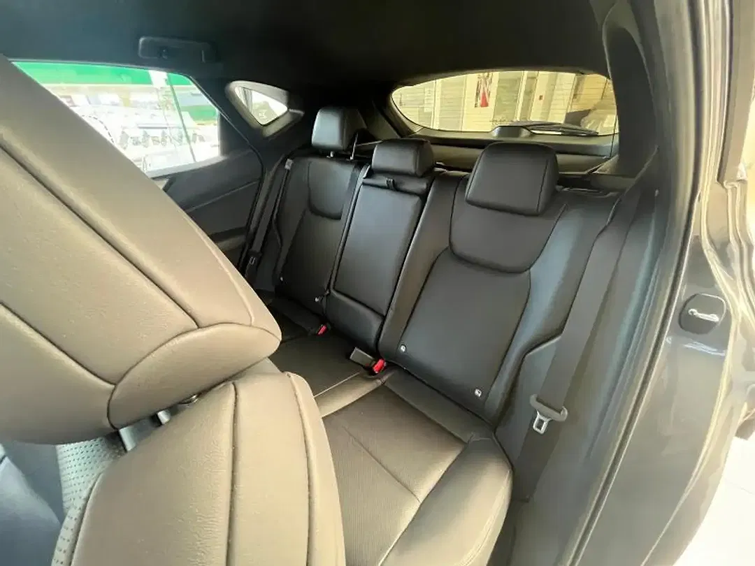 Lexus NX 450h+ - Thumbnail 15