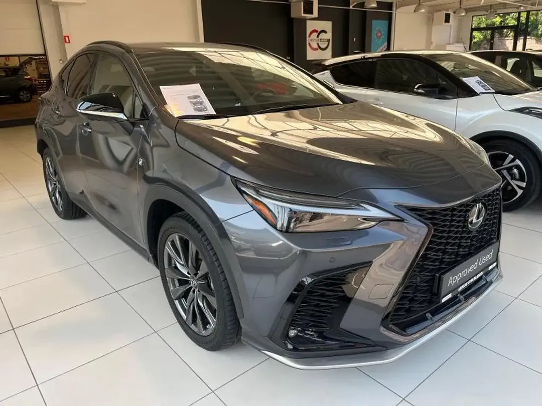 Lexus NX 450h+ - Thumbnail 2