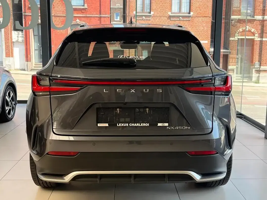 Lexus NX 450h+ - Thumbnail 3