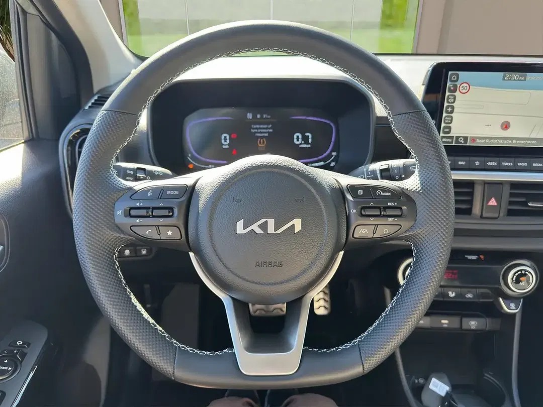 Kia Picanto - Thumbnail 10