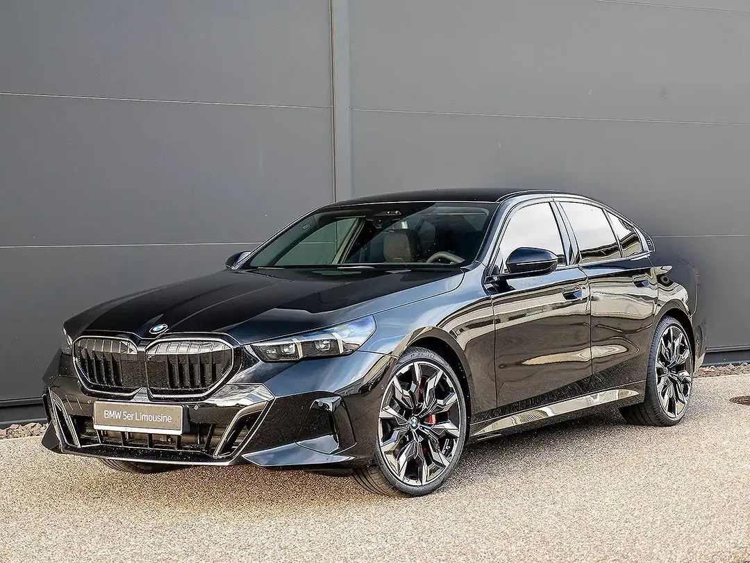 BMW 540 - Thumbnail 1