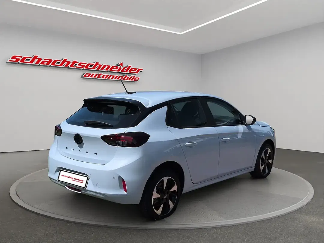 Opel Corsa - Thumbnail 3