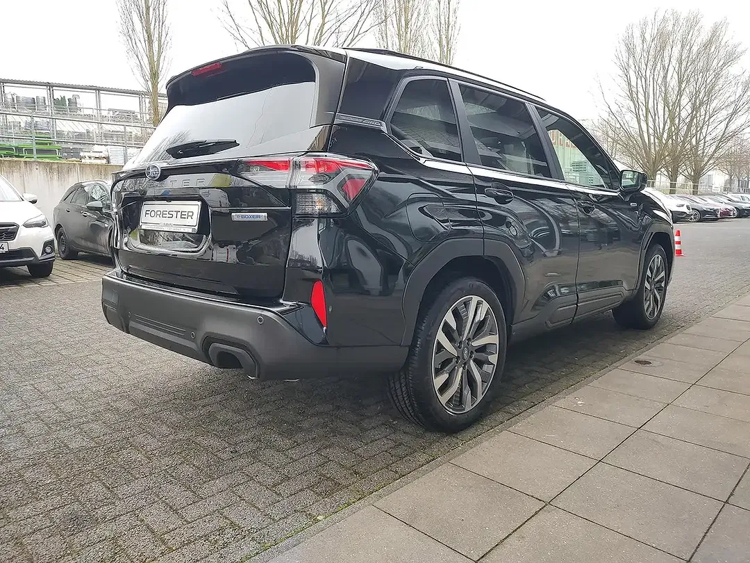 Subaru Forester - Thumbnail 4