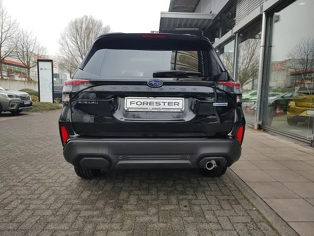 Subaru Forester - Thumbnail 5