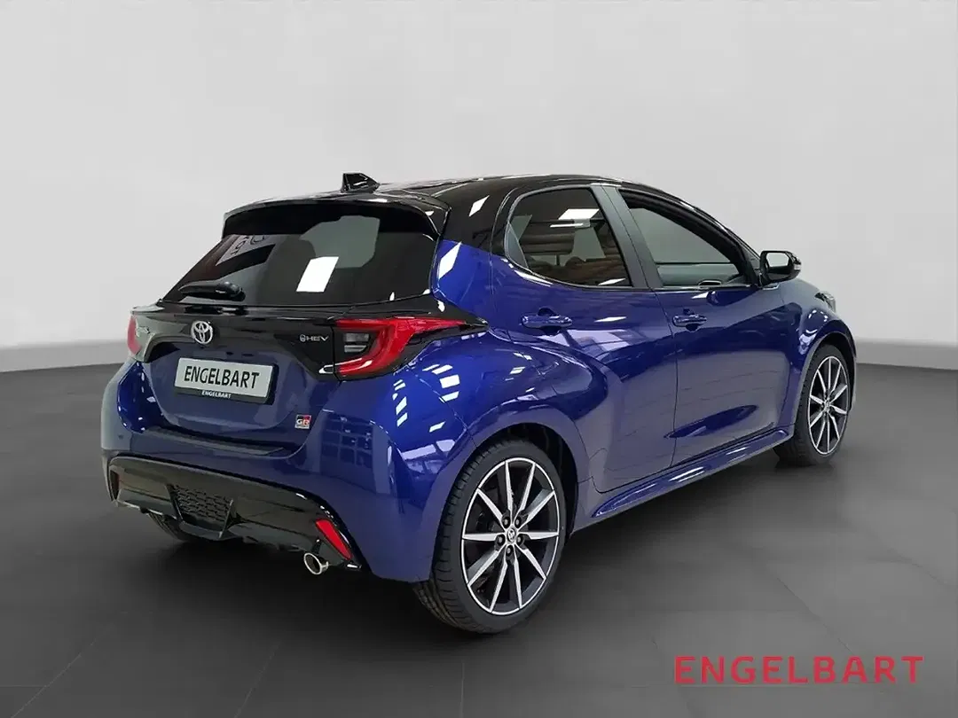 Toyota Yaris - Thumbnail 4