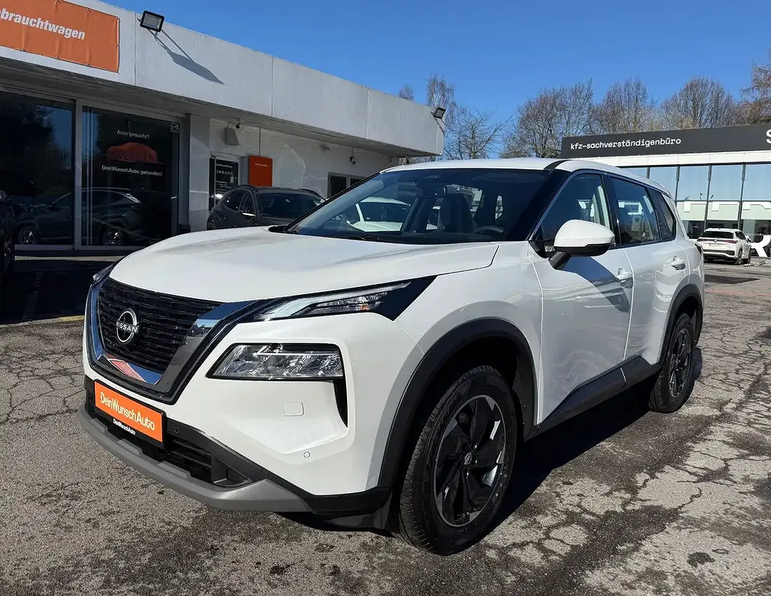 Nissan X-Trail - Thumbnail 1