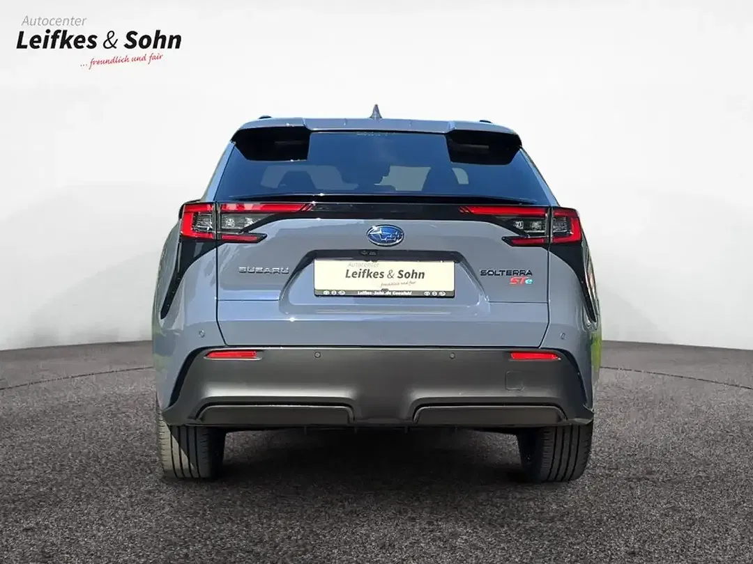 Subaru Solterra - Thumbnail 4