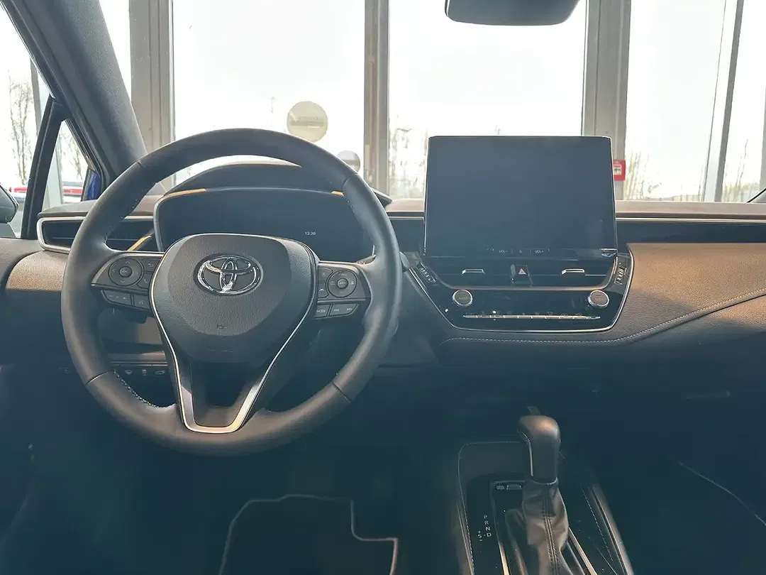 Toyota Corolla - Thumbnail 11