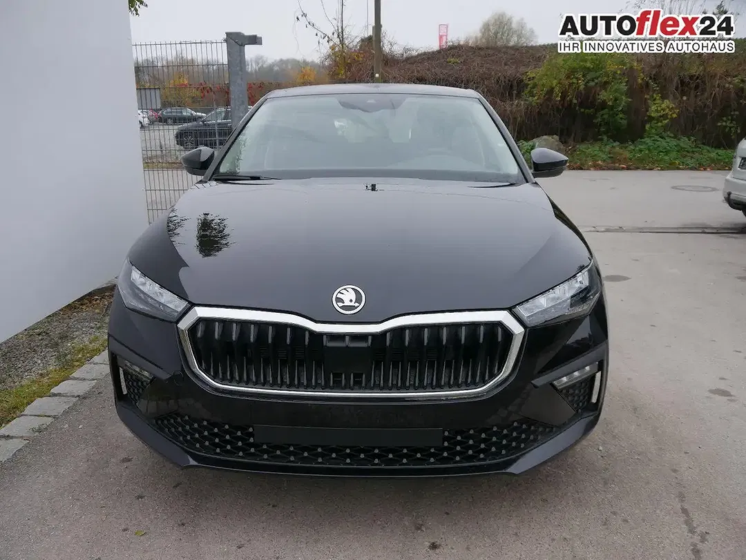 Skoda Scala - Thumbnail 2