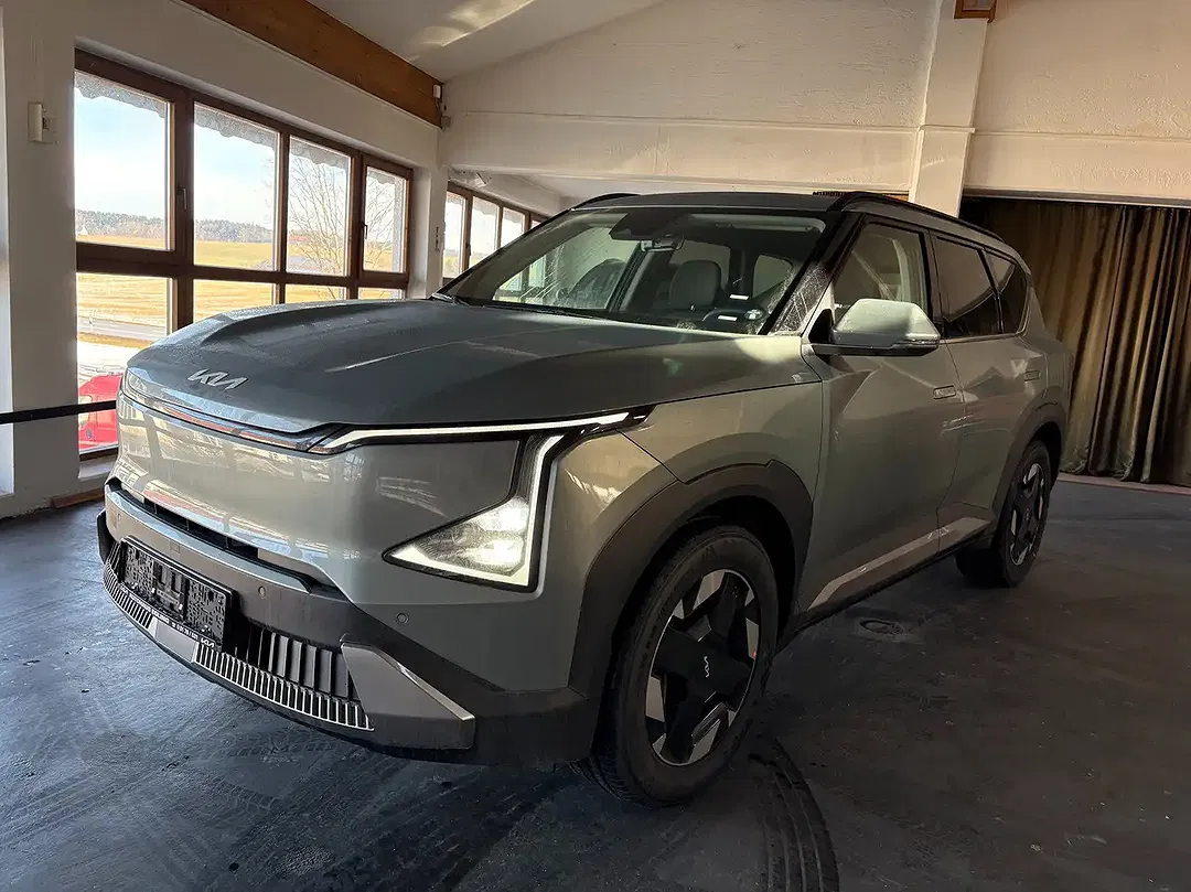 Kia EV5 - Thumbnail 1