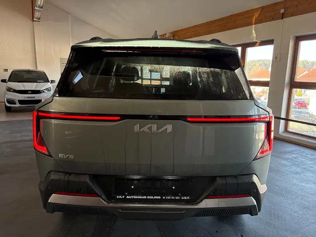 Kia EV5 - Thumbnail 4