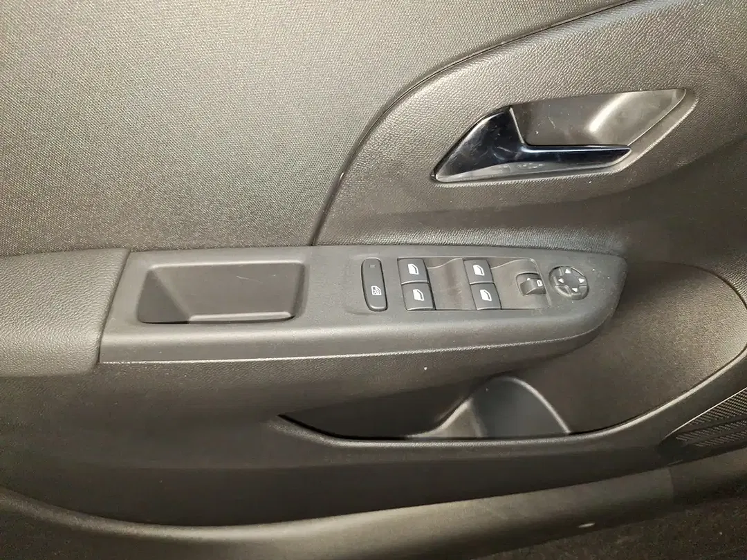 Opel Corsa - Thumbnail 10