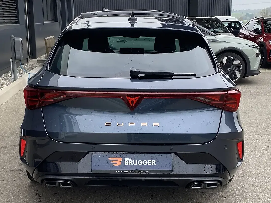 CUPRA Leon - Thumbnail 5