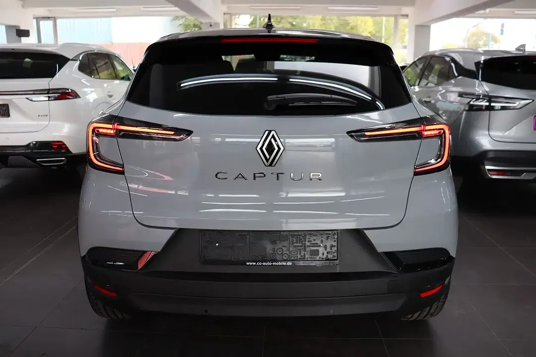 Renault Captur - Thumbnail 5