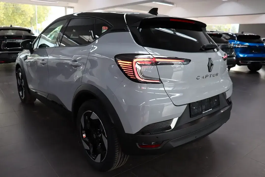 Renault Captur - Thumbnail 6