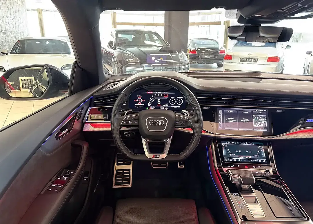 Audi RS Q8 - Thumbnail 23