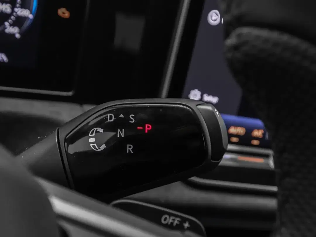 Volkswagen Tiguan - Thumbnail 10