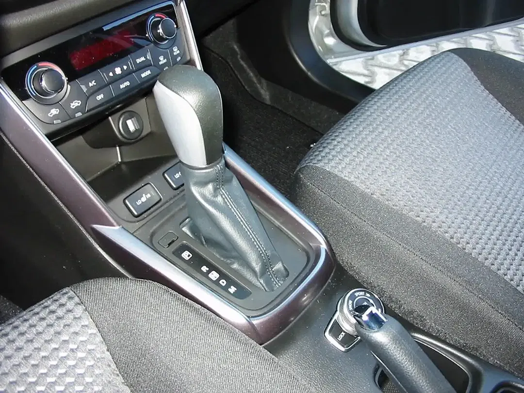 Suzuki S-Cross - Thumbnail 11