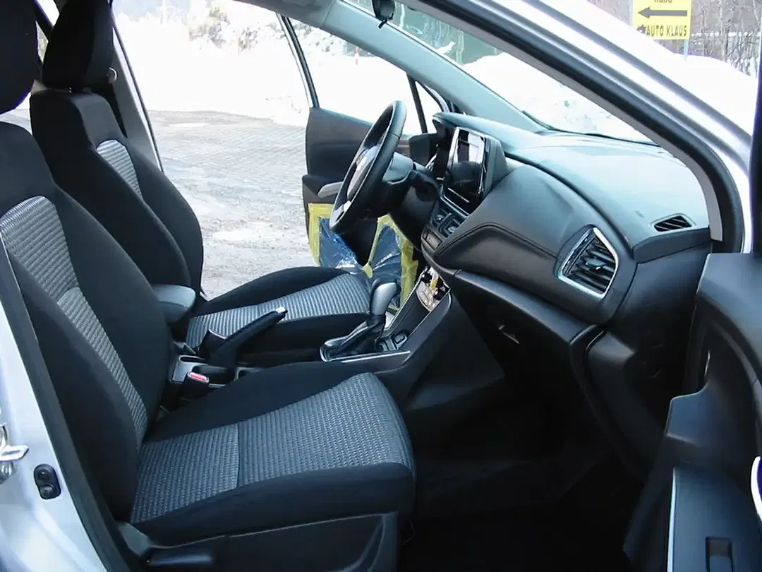 Suzuki S-Cross - Thumbnail 15