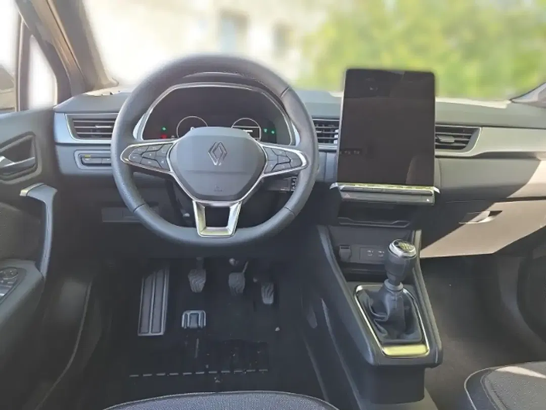 Renault Captur - Thumbnail 9