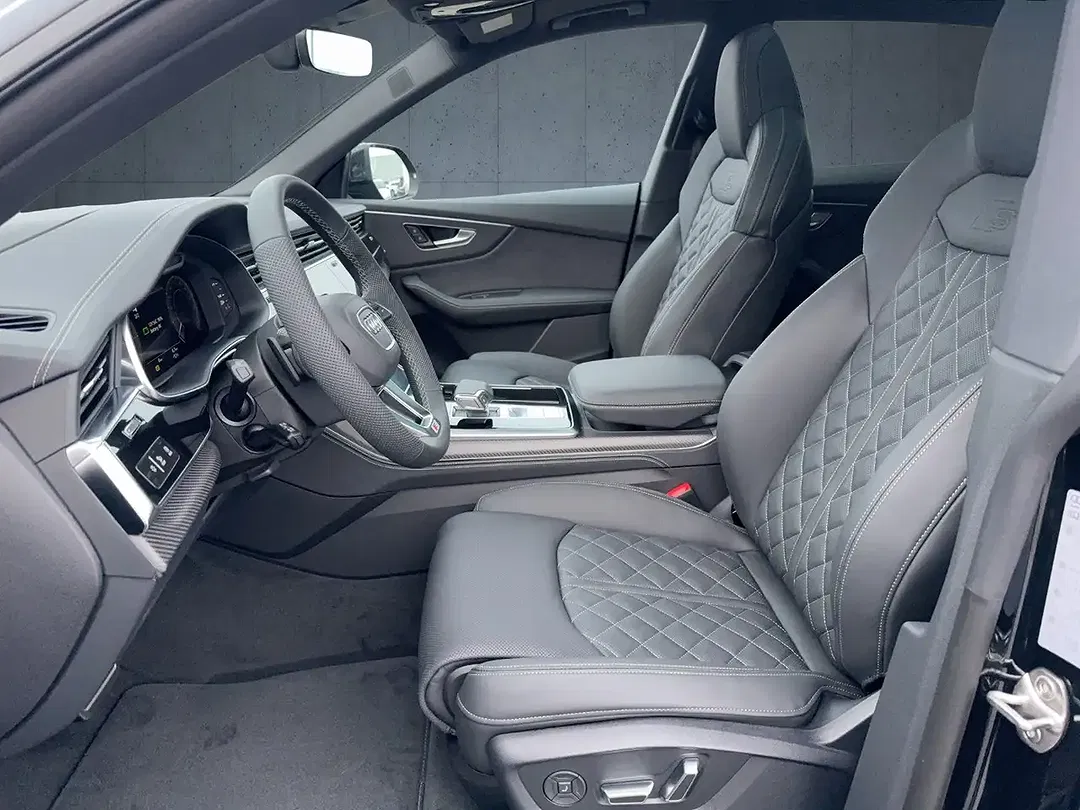 Audi Q8 - Thumbnail 10