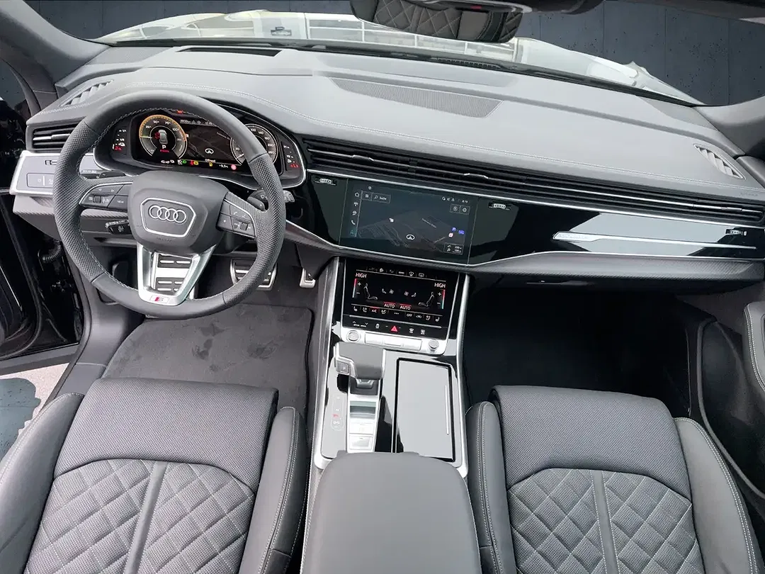Audi Q8 - Thumbnail 12