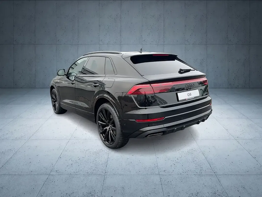 Audi Q8 - Thumbnail 4