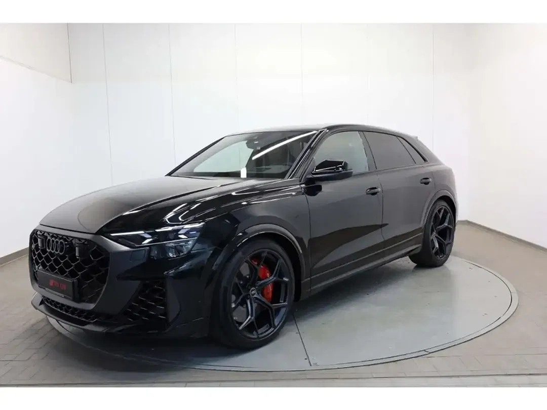 Audi RS Q8 - Thumbnail 1