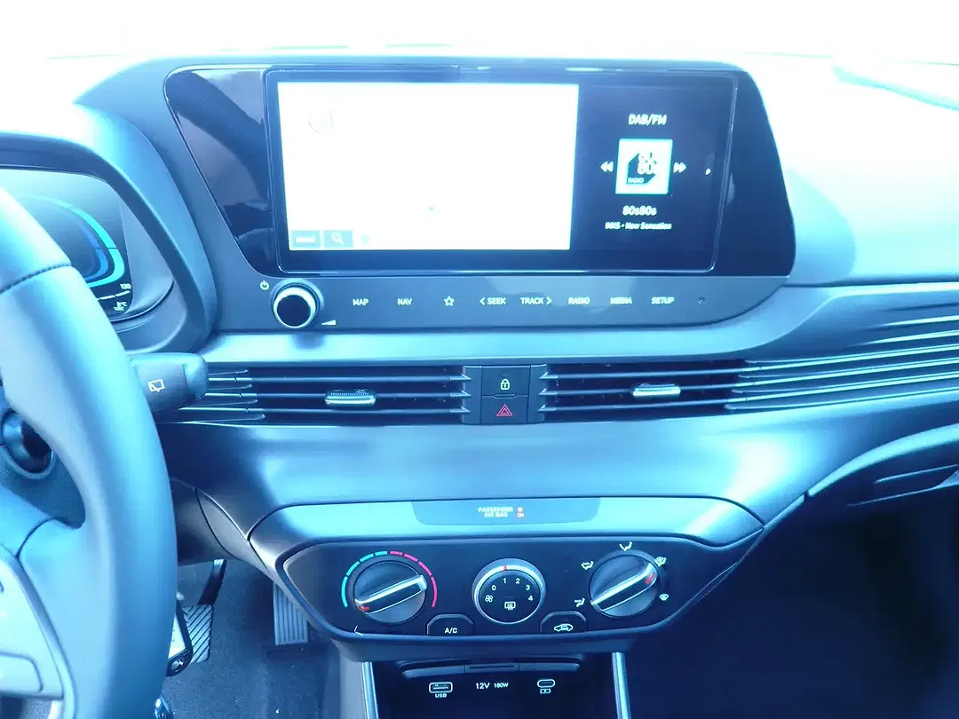 Hyundai i20 - Thumbnail 13