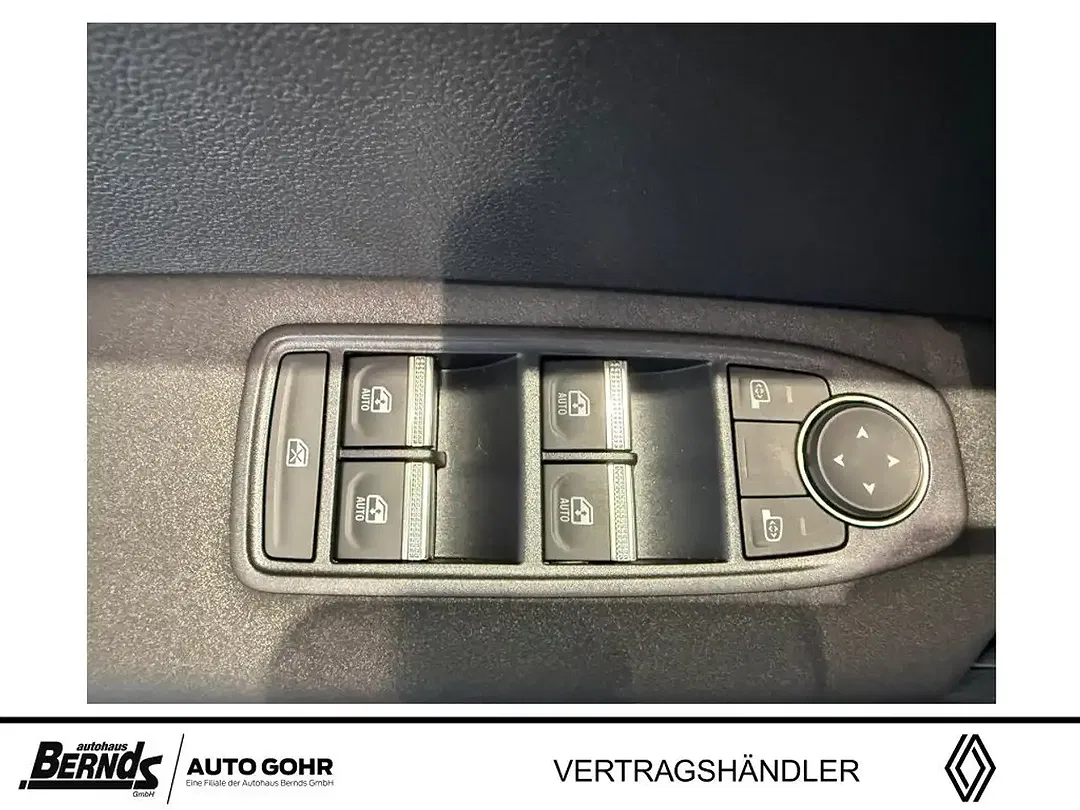 Renault Captur - Thumbnail 14