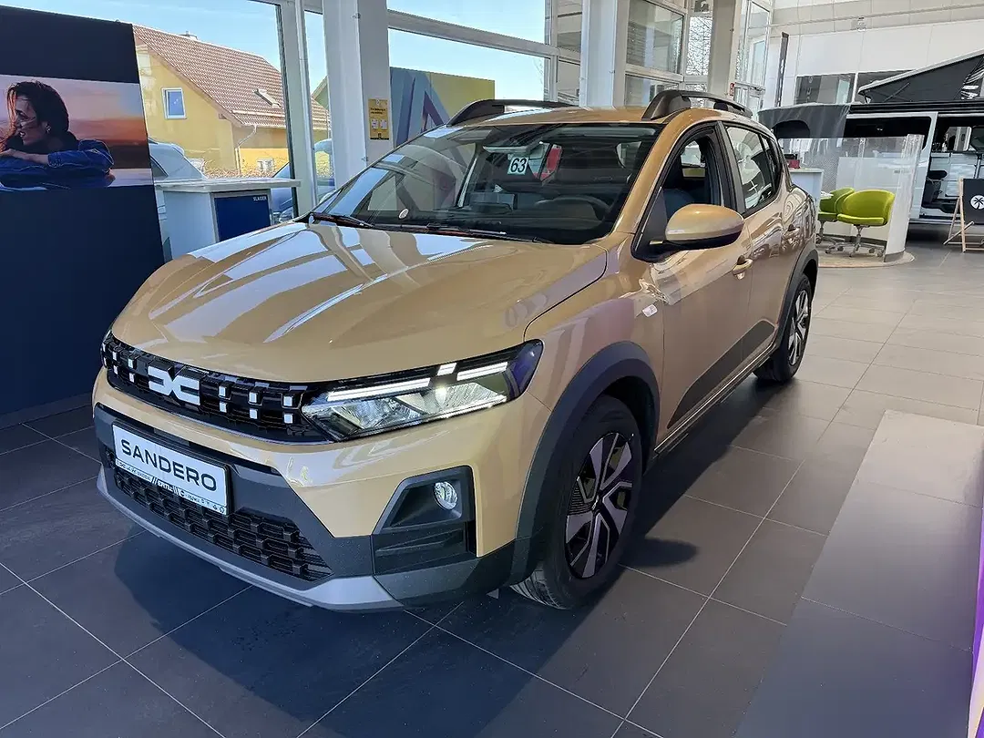 Dacia Sandero - Thumbnail 1