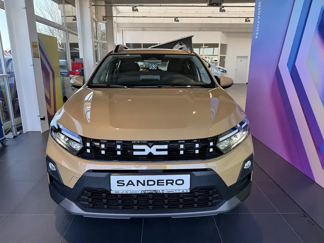 Dacia Sandero - Thumbnail 2