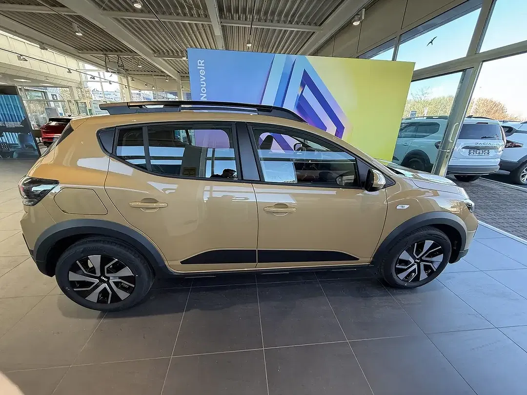 Dacia Sandero - Thumbnail 4