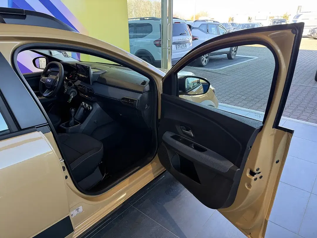 Dacia Sandero - Thumbnail 5