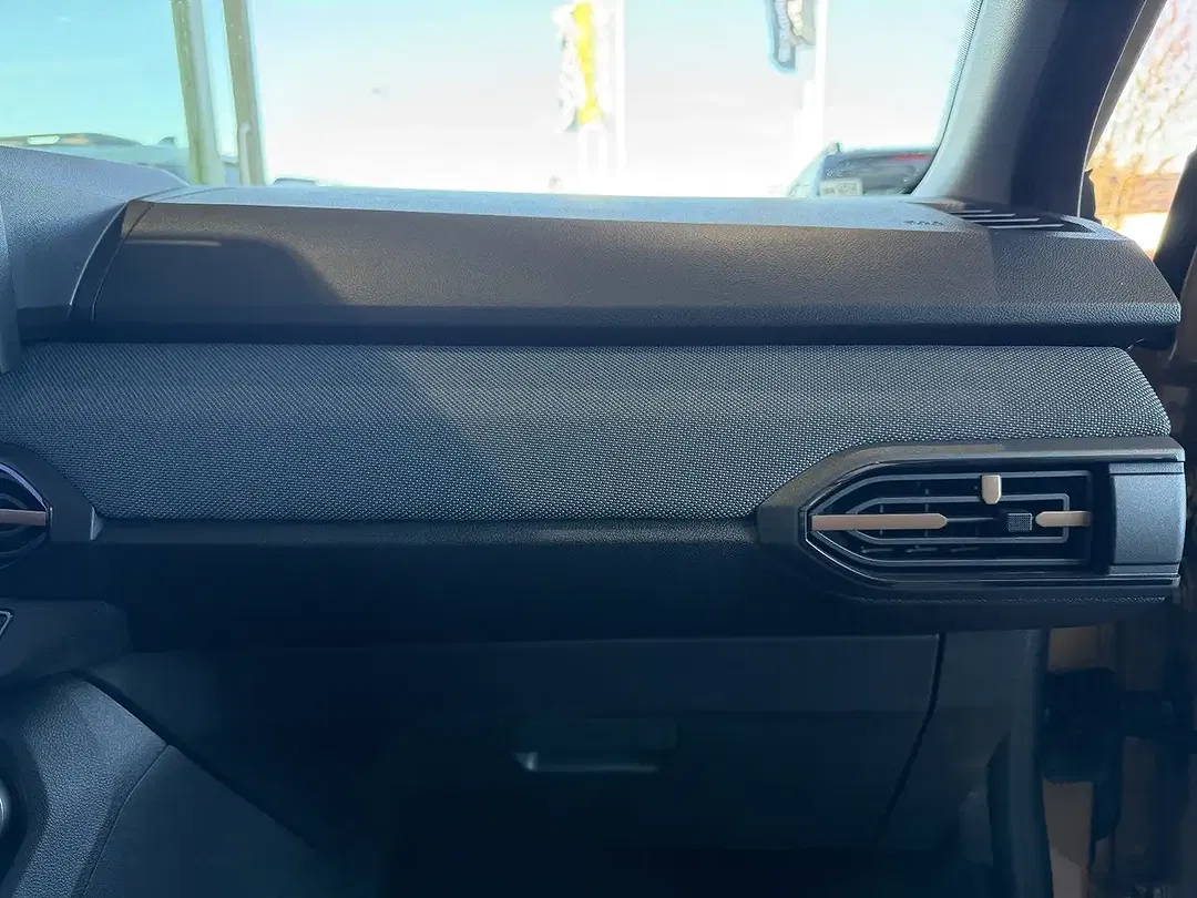 Dacia Sandero - Thumbnail 8