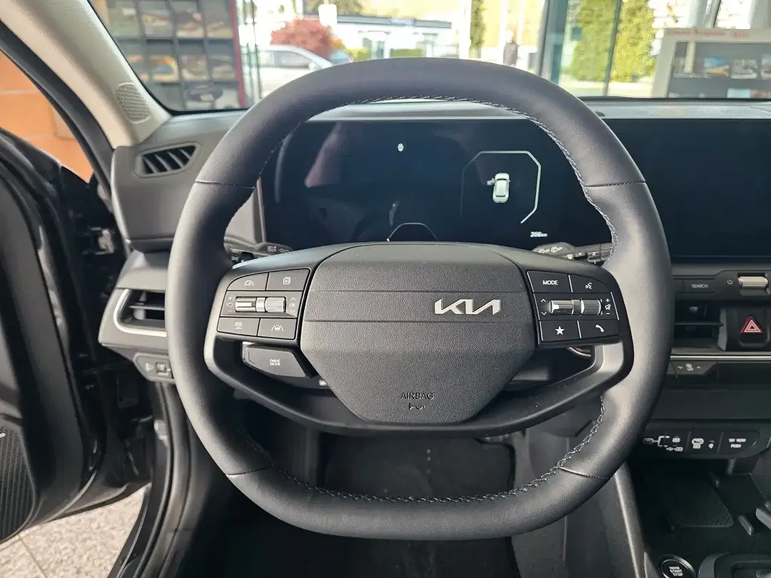 Kia K4 - Thumbnail 10