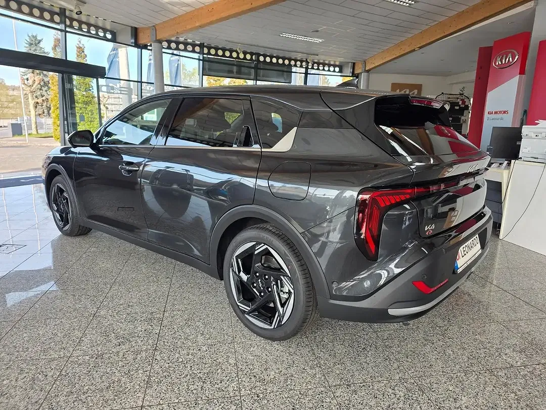 Kia K4 - Thumbnail 6